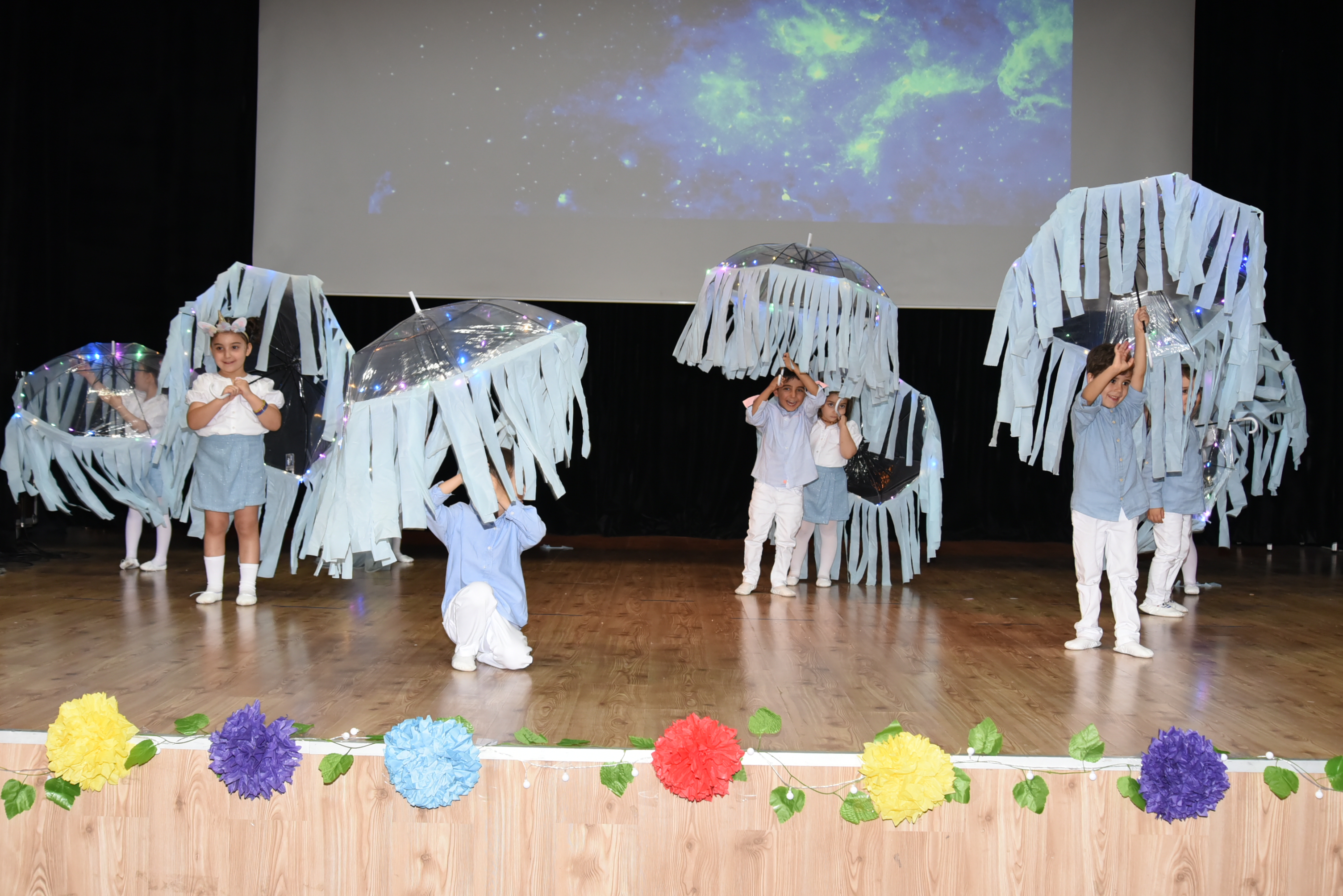 Okulumuzda Yıl Sonu Gösterisi